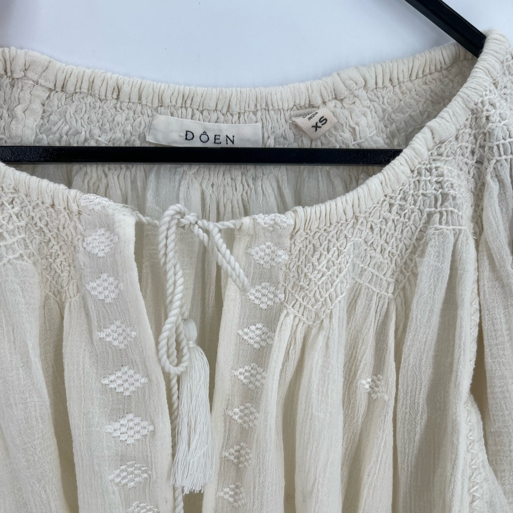 Doen Valadon Embroidered Flowy Tassel Top In Salt - Picture 5 of 7
